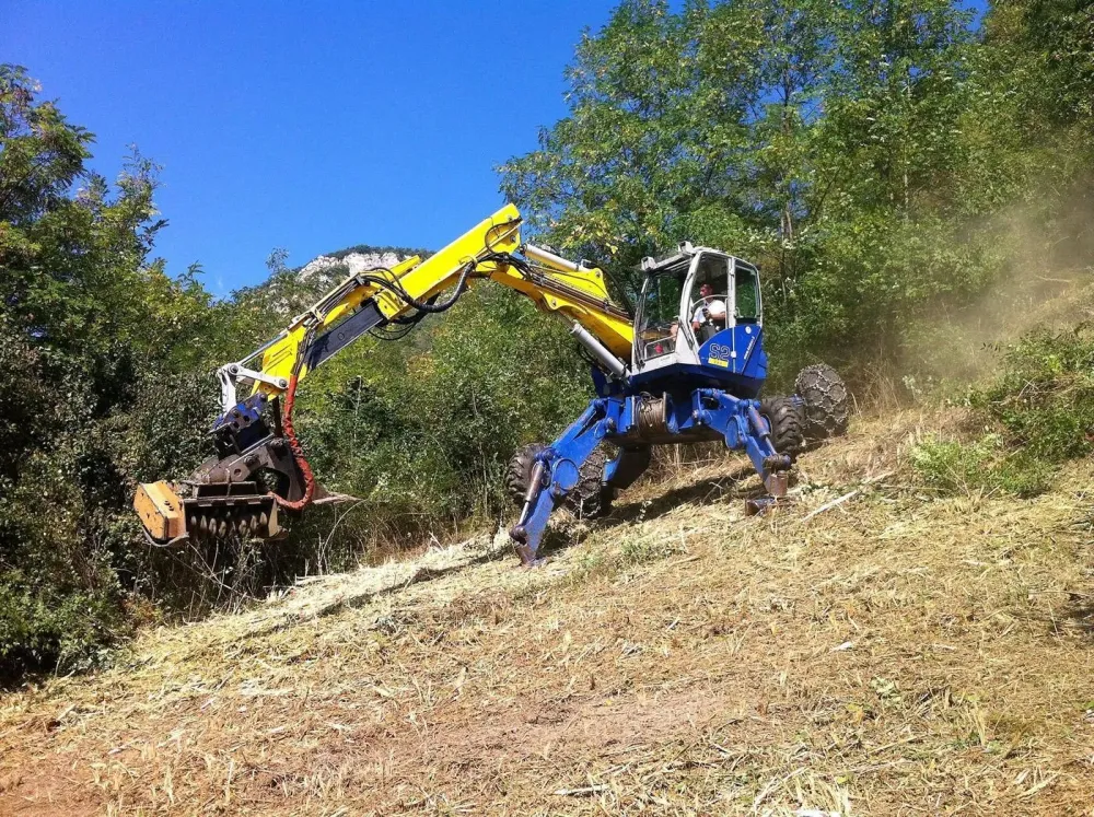 Machine jaune